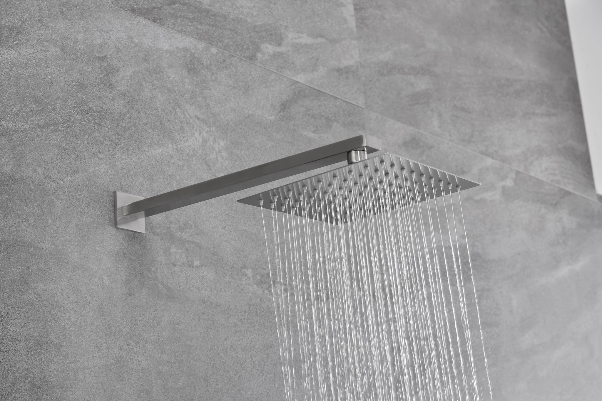 COLONNE DE DOUCHE ENCASTRABLE EN ACIER INOXYDABLE