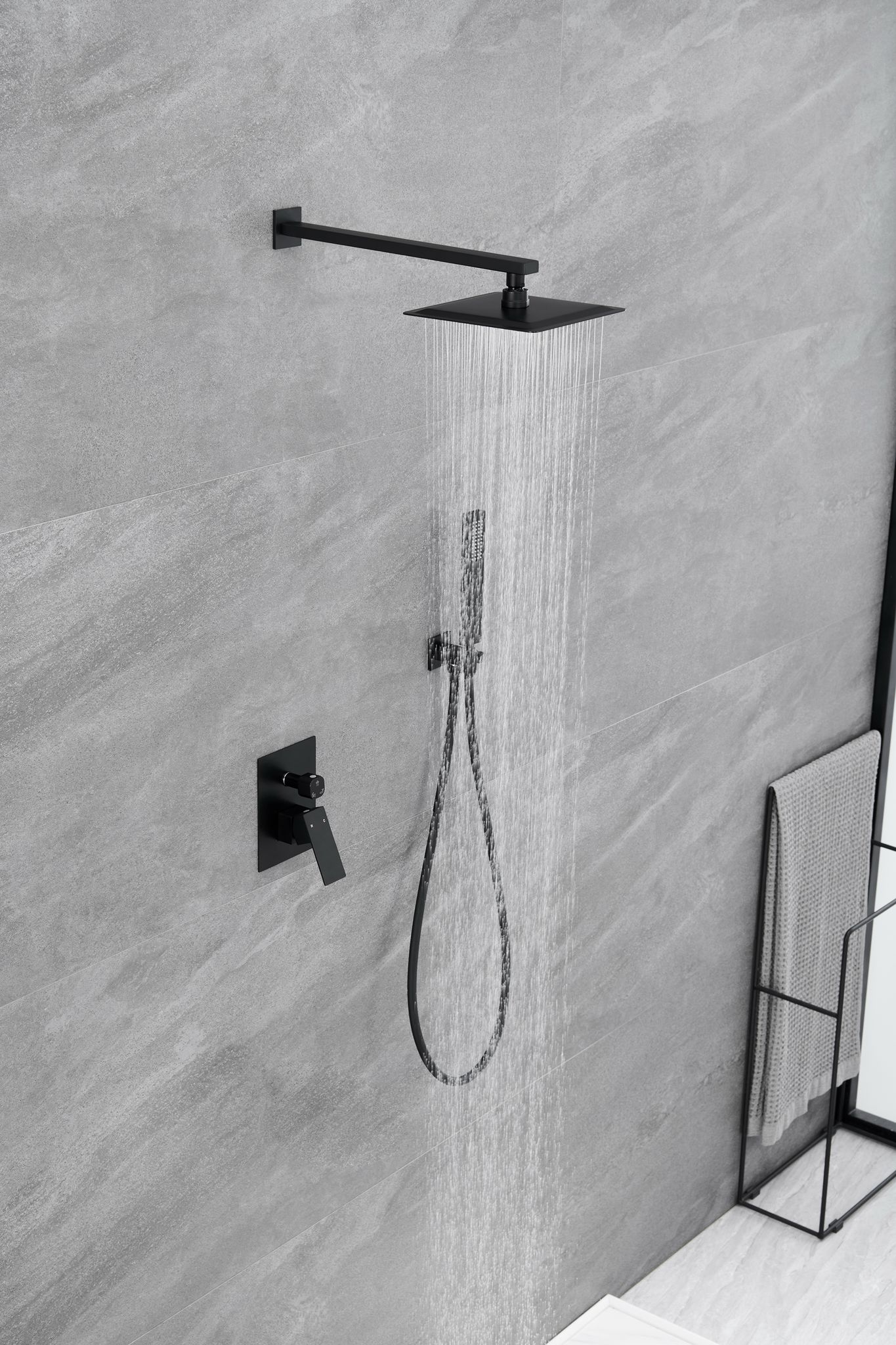 COLONNE DE DOUCHE ENCASTRABLE NOIR MAT